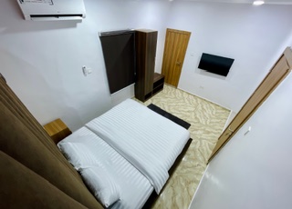 Flat 9
